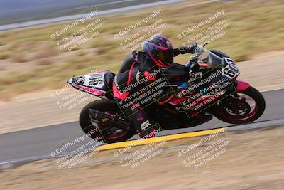 media/Sep-10-2022-SoCal Trackdays (Sat) [[a5bf35bb4a]]/Turn 9 Inside (1215pm)/